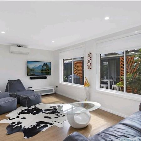 Beachside Villa Ettalong Beach Exterior photo