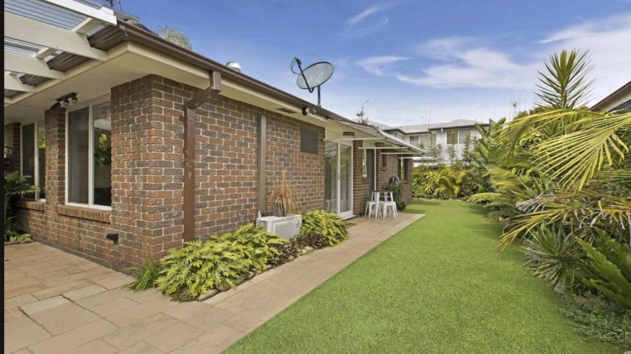 Beachside Villa Ettalong Beach Exterior photo